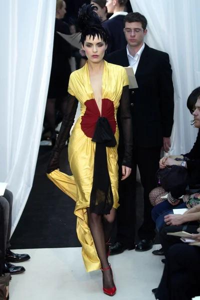 Look 5
